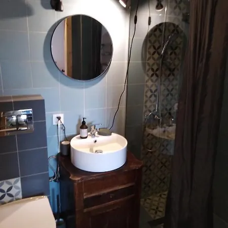 Gosciniec Kaszarnia Kamienne * Mirsk