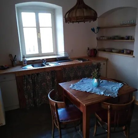 Gospodarstwo agroturystyczne Gosciniec Kaszarnia Kamienne *