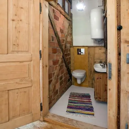 Gosciniec Kaszarnia Kamienne * Mirsk