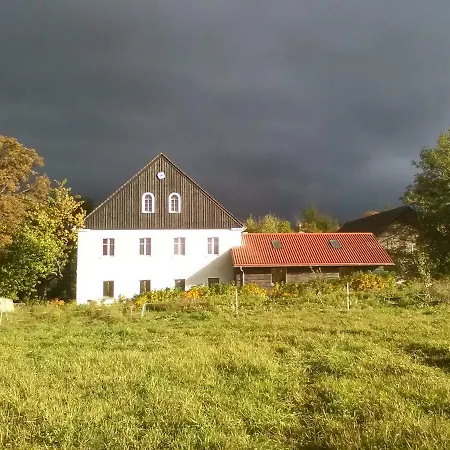 Gosciniec Kaszarnia Kamienne Mirsk