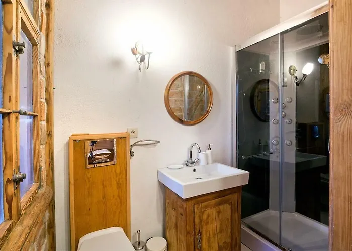 Gosciniec Kaszarnia Kamienne Bauernhof *