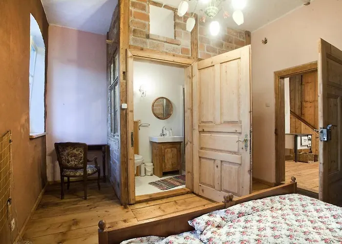 Gosciniec Kaszarnia Kamienne * Mirsk